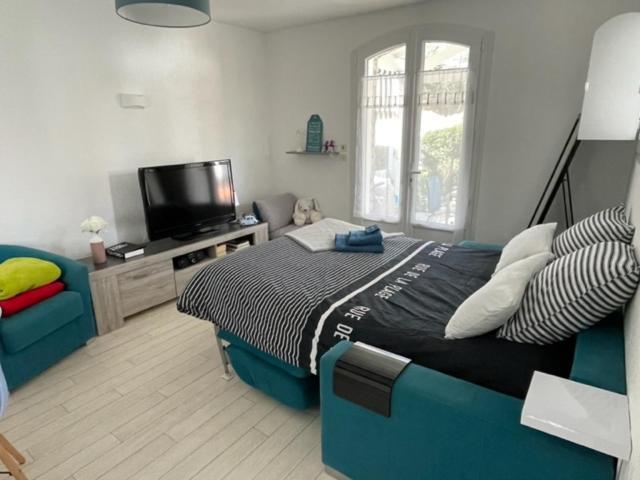 Vila Adorable Petite Maison A 400M De La Mer Saint-Georges-de-Didonne Exteriér fotografie